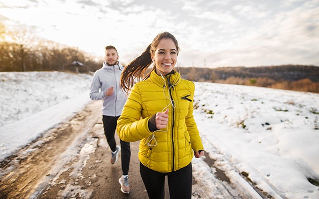 Sport im Winter: Sicheres und effektives Training bei kalten Temperaturen