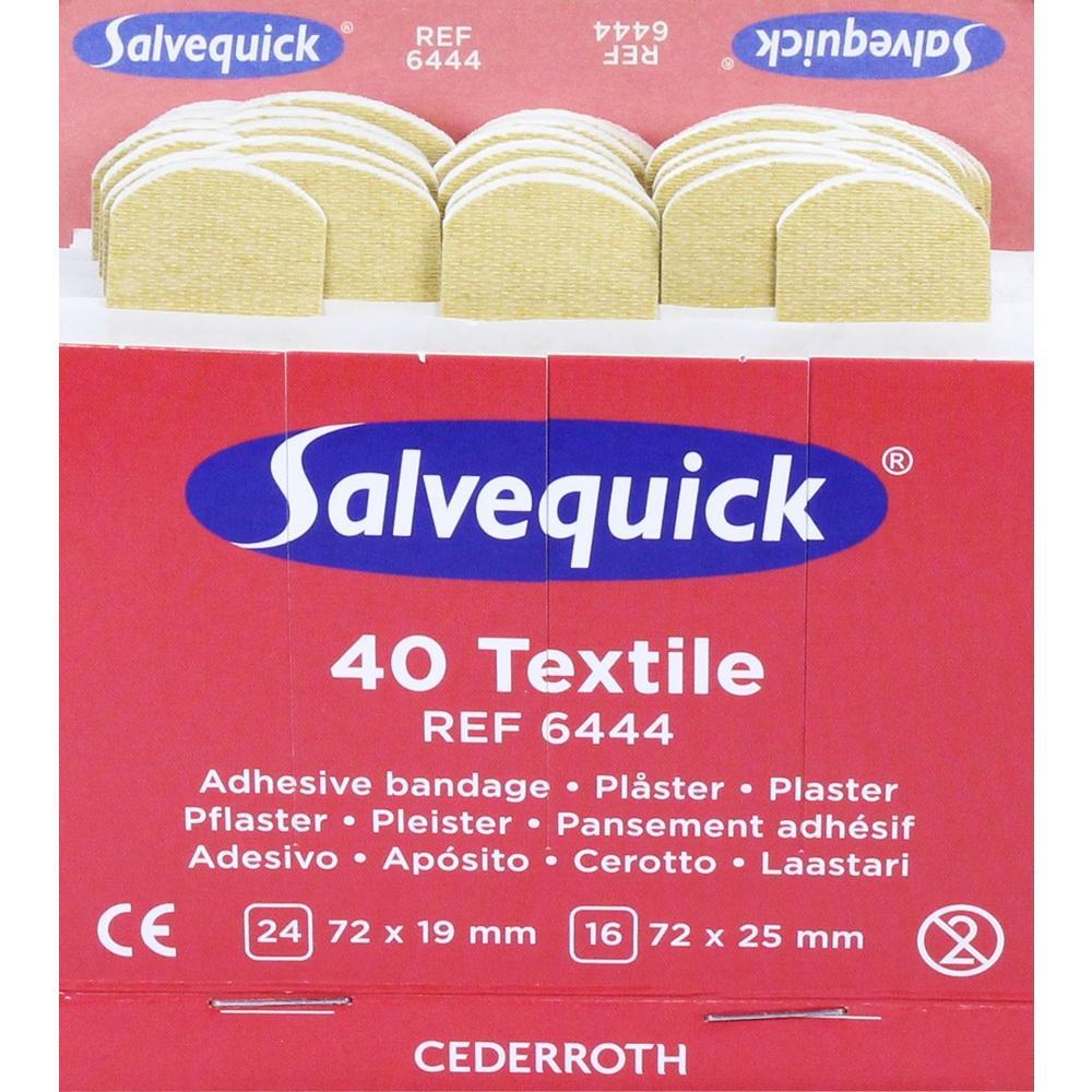 Rote Schachtel mit Pflastern der Marke Salvequick in verschiedenen Gr&ouml;&szlig;en.