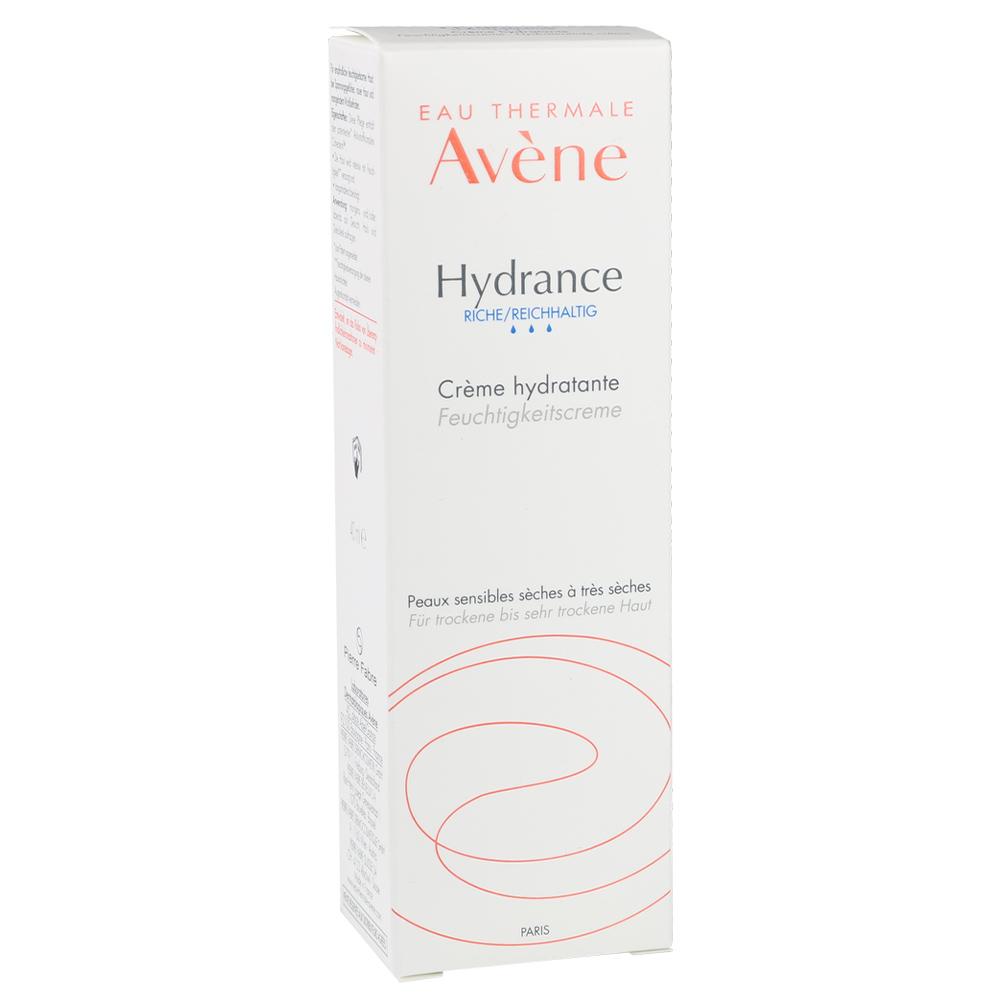 Eine wei&szlig;e Verpackung mit rotem und grauem Text f&uuml;r eine Feuchtigkeitscreme.