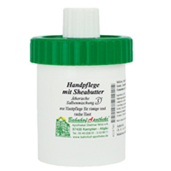 HANDPFLEGE MIT SHEABUTTER